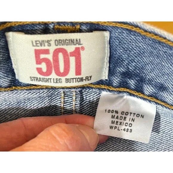 Levis 501 XX Straight Leg Button Fly High Waisted Jeans Size 31 x 32.5